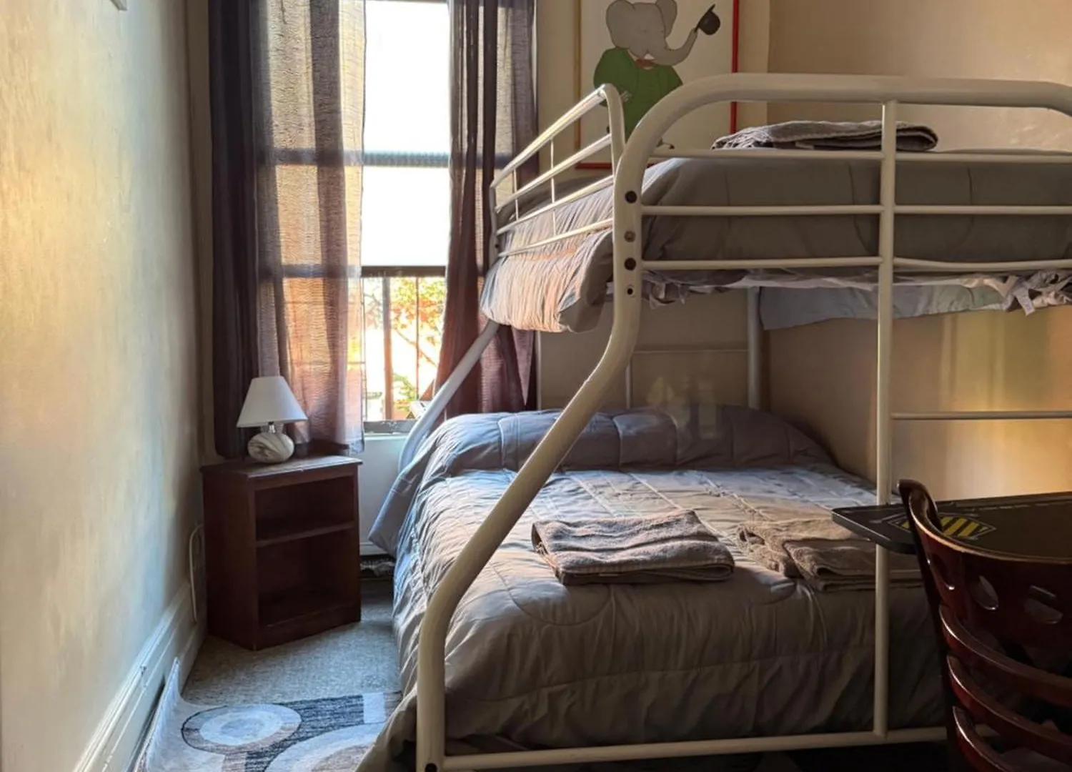 Macaw Guest House New York